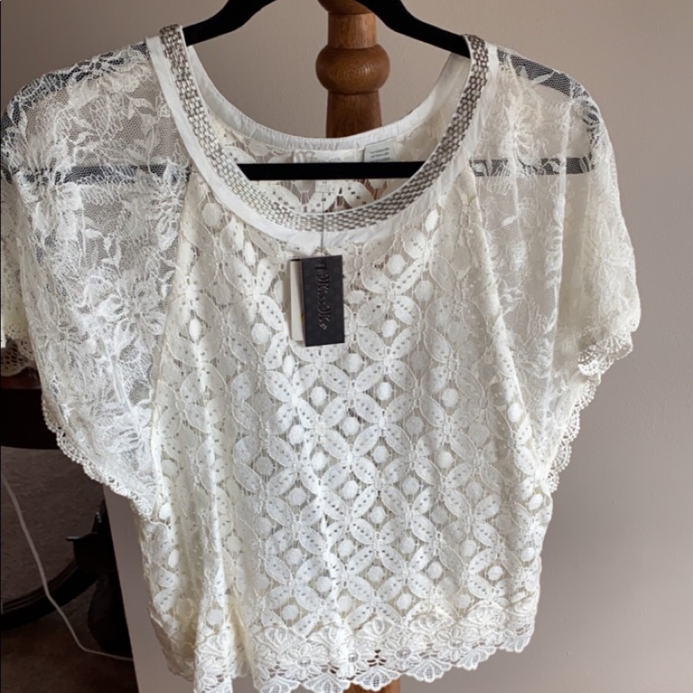 Miss Me lace top